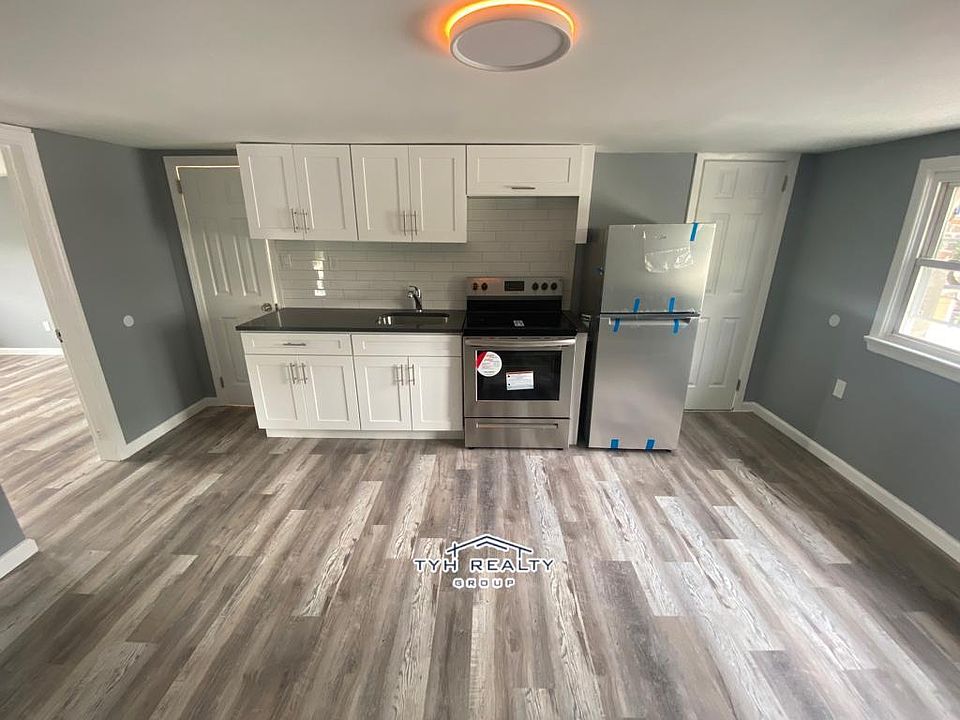 1st image of 23 Salem St #3