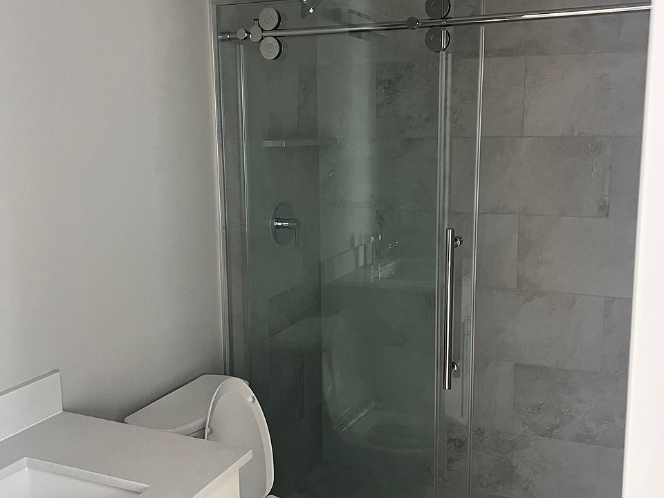 2nd image of 410 Broadway St #302