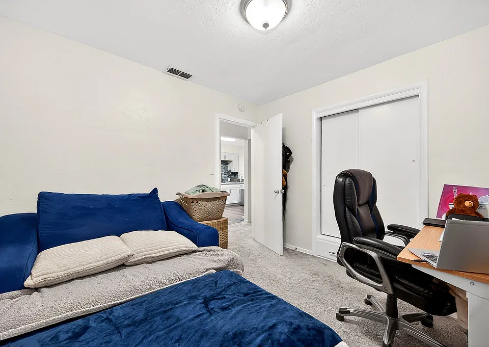 Bedroom with furniture (example)