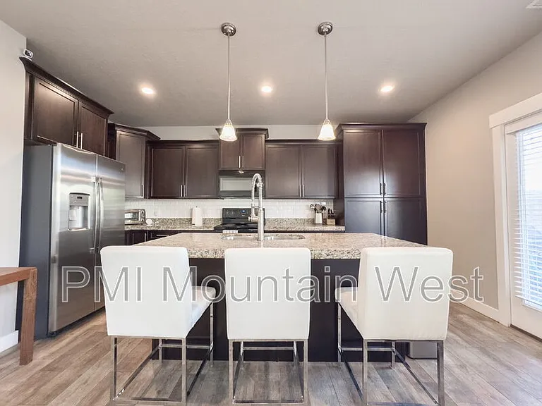 12702 S Stone Heights Dr — Photo 8