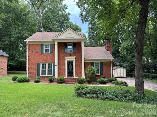 9732 Leeswood Ln, Matthews, NC 28105