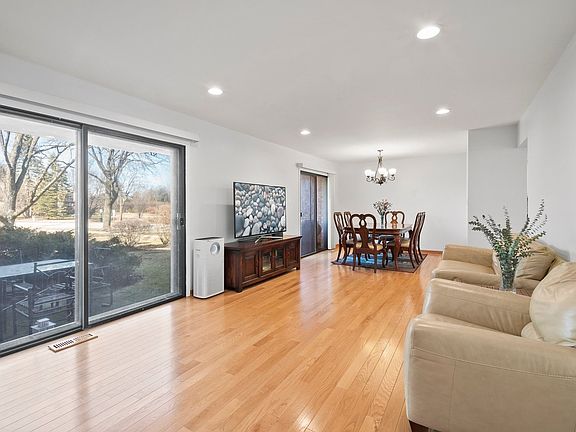 4th image of 2450 Cobblewood Dr
