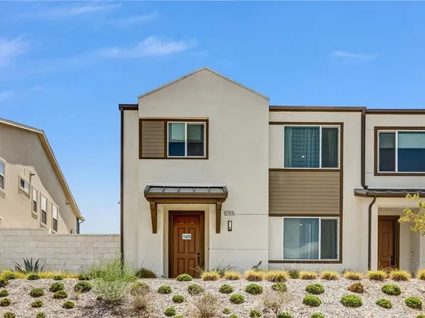 27676 Symphony Pl, Valencia, CA 91381