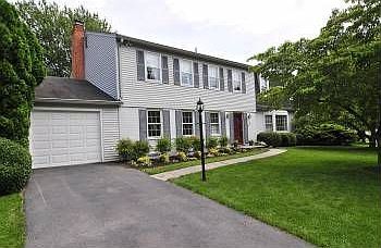 1st image of 3 Hastings Cir