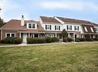 36 Wareham Ct, Scotch Plains, NJ 07076