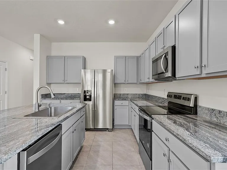 33055 Tulip Petal Ln — Photo 5
