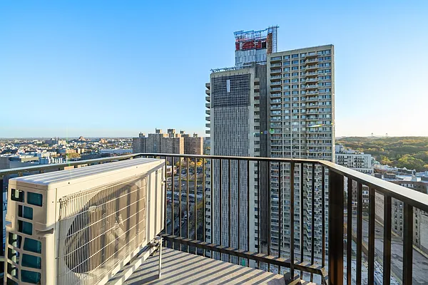 Rented by Carroll Development Leasing LLC | media 13