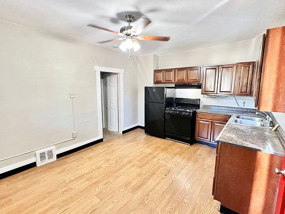 2nd image of 303 Hooker St APT 5