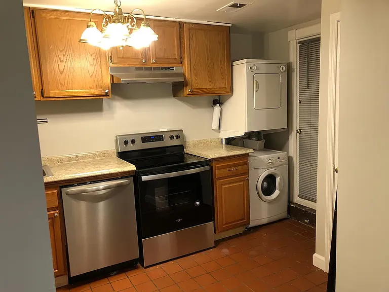 2510 Cliffbourne Pl NW #10 — Photo 10