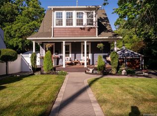 79 Scott Ave, Watertown, CT 06795