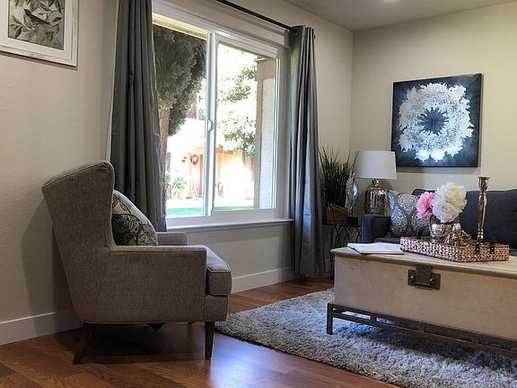 3rd image of 3459 Pistachio Dr