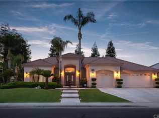 13112 Williamsburg Pl, Bakersfield, CA 93314