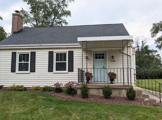 1216 Campbell St, Valparaiso, IN 46385