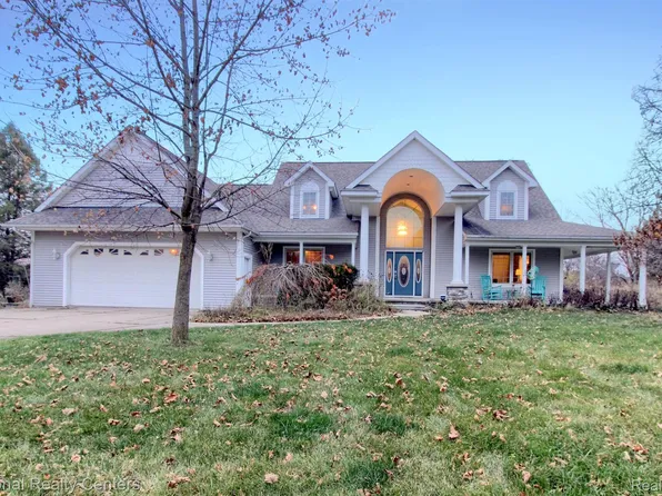 9635 Ryella Ln, Davisburg, MI 48350
