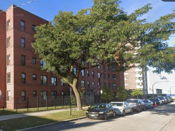 7363 S South Shore Dr APT 101, Chicago, IL 60649