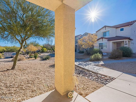4th image of 10656 E Singing Canyon Dr
