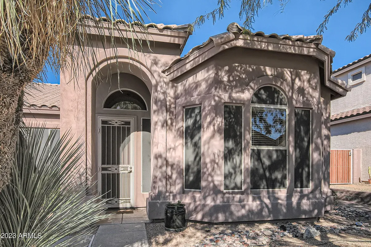 Building Photo - 3060 N Ridgecrest #175