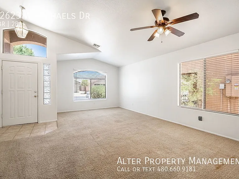 42623 W Michaels Dr — Photo 7