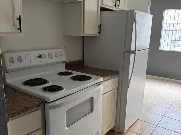 3623 Kolendo Ct APT B, Las Vegas, NV 89103