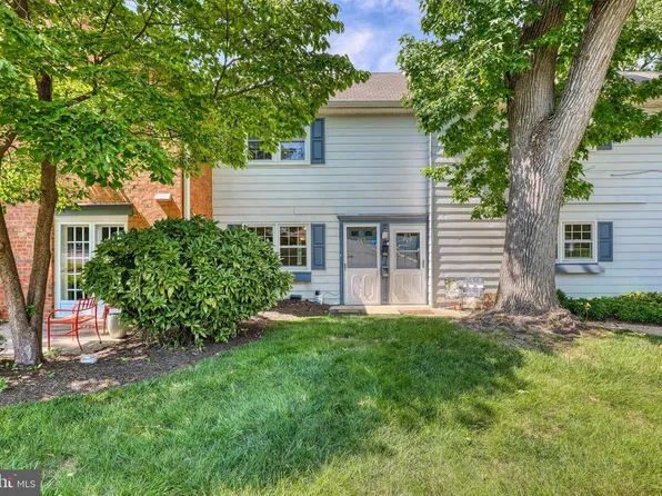 805 Yardley Cmns, Yardley, PA 19067