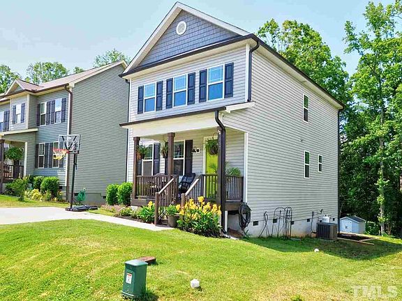 3rd image of 337 Chamberlain Dr