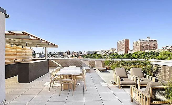 Rented by YKLL LLC | media 1