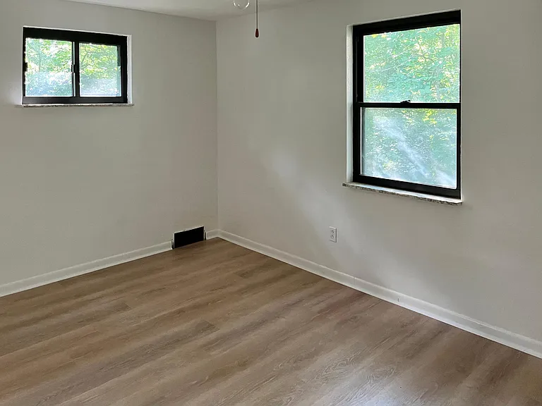 69 Oakwood Ave #2 — Photo 7