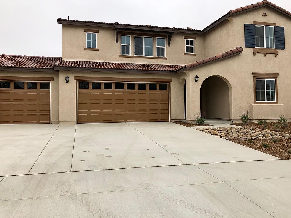 1st image of 676 Ivy Crest Dr