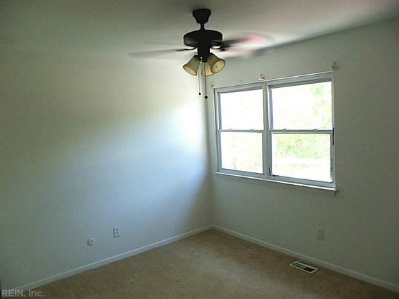 2nd image of 5589 New Colony Dr