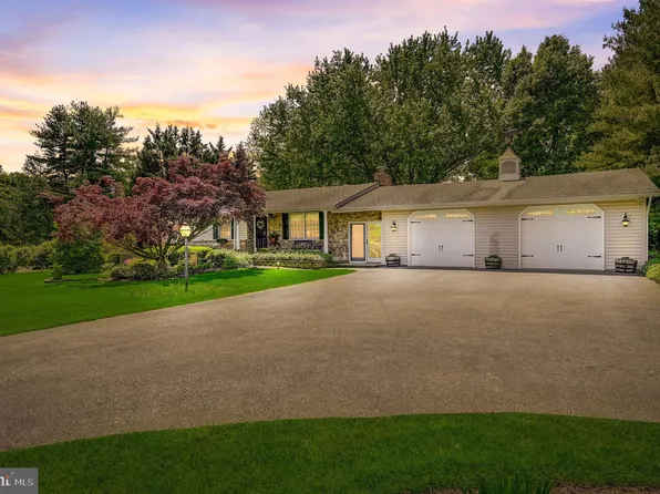 851 Muller Rd, Westminster, MD 21157