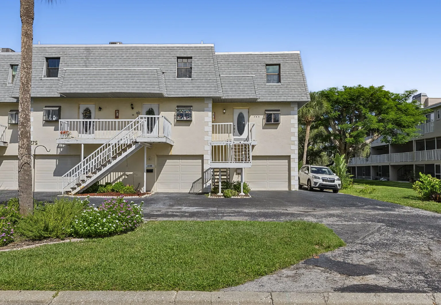 3 bed, 3.5 bath, 1443 sqft, $3,200 — Photo 2