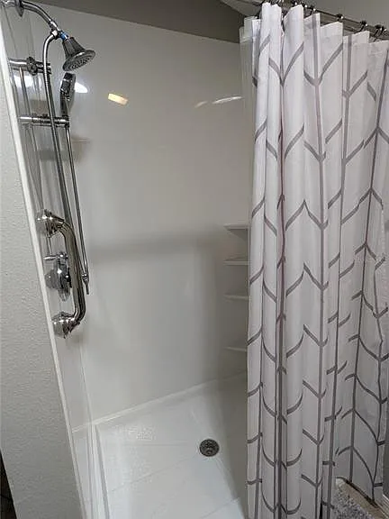 1231 Estill Ave — Photo 11