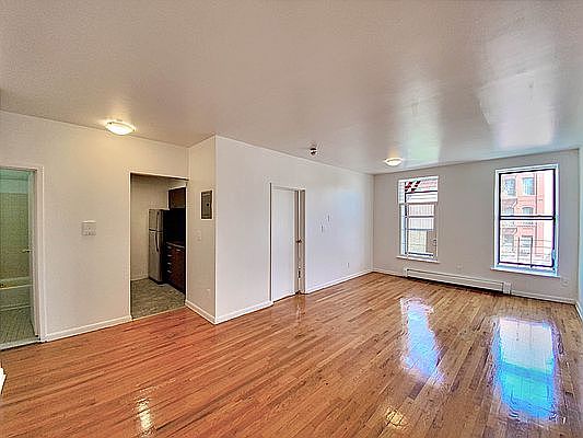 3rd image of 2022 3rd Ave APT 3A