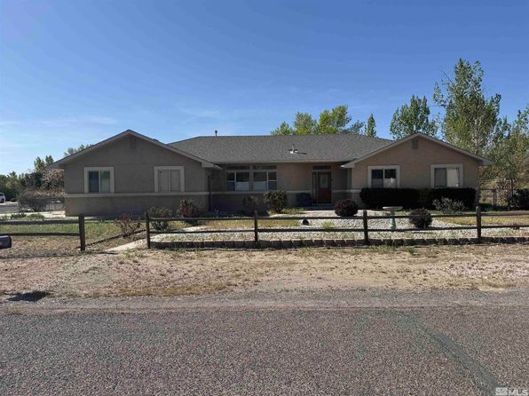 5375 Vinewood Cir, Fallon, NV 89406