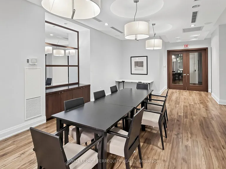 310 Burnhamthorpe Rd W #2810 — Photo 22