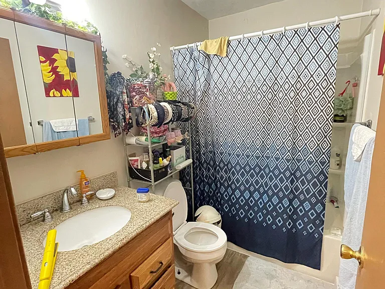 29 Youngman Rd #4 — Photo 5
