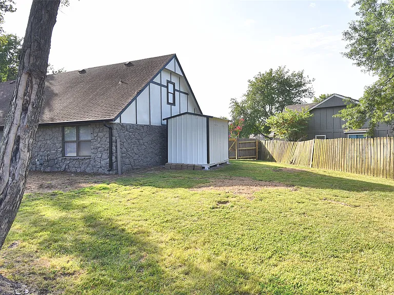 9402 S 69th East Ave — Photo 31