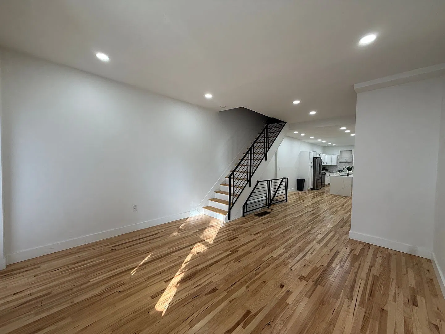 Newly Renovated Home in Brewerytown — Photo 3