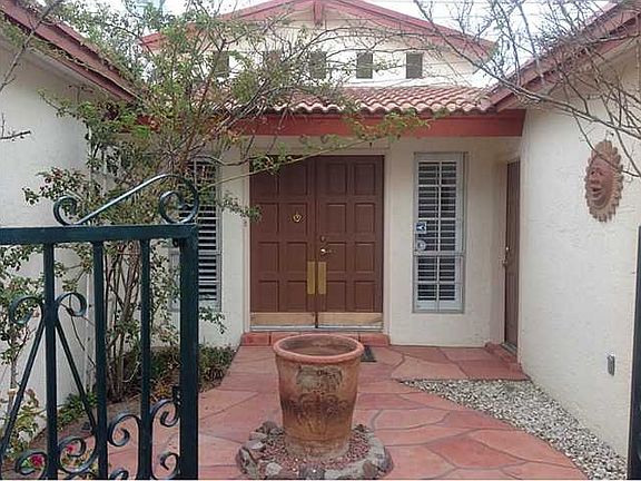 3rd image of 125 Serrania Dr