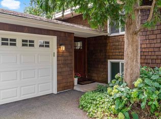 9409 Yosemite Rd, Bloomington, MN 55437