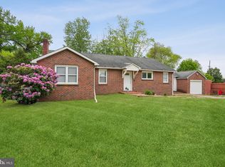 3 Lakeside Ln, Carneys Pt, NJ 08069