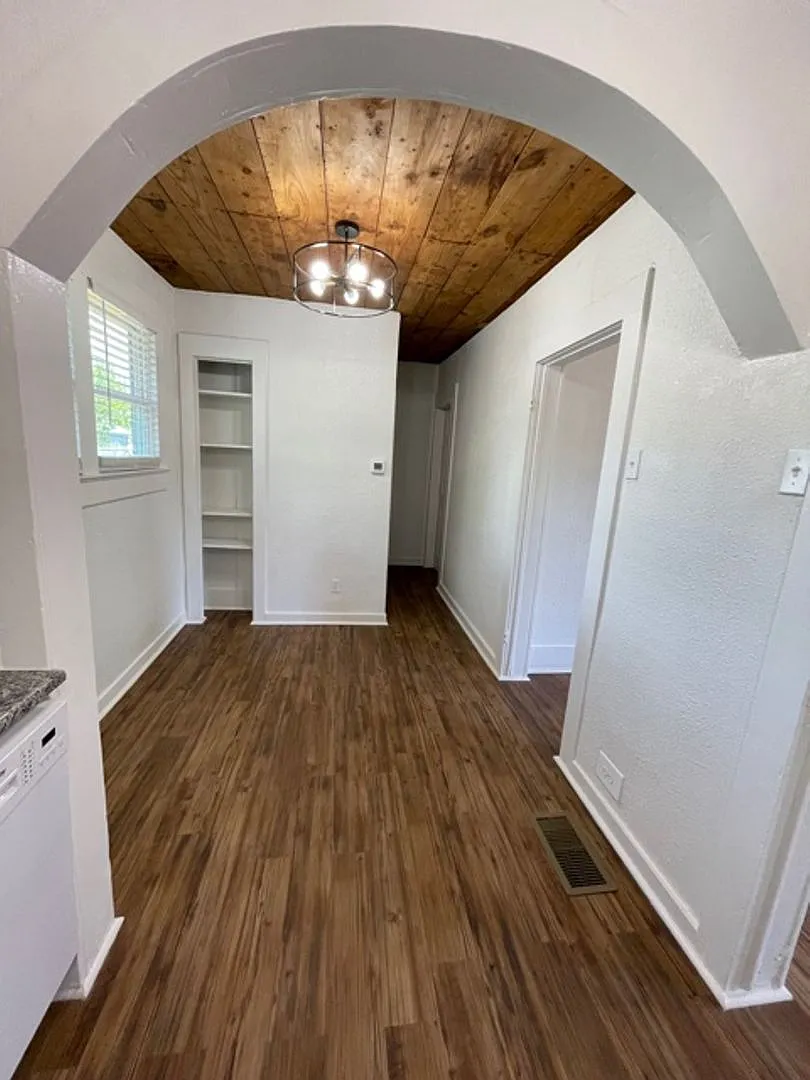 1 bedroom/1 bath apartment — Photo 3