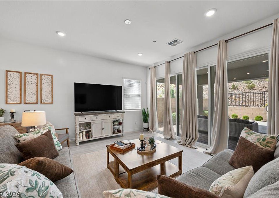 1st image of 88 Reverie Heights Ave
