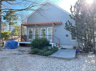 30 Devon Rd, Amagansett, NY 11930