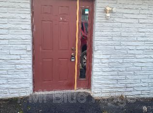 2001 Asheville Hwy SUITE 2, Hendersonville, NC 28791
