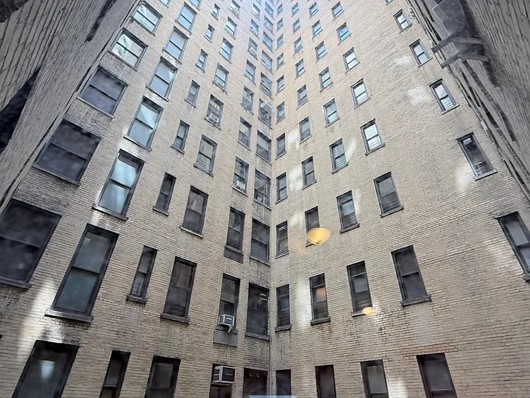 365 W End Ave #3G — Photo 6