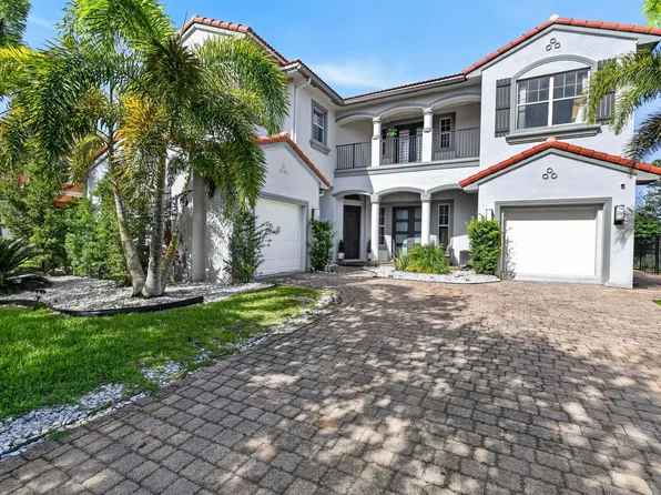 700 Cresta Circle, West Palm Beach, FL 33413