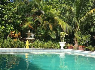 475 Orchid Dr, Naples, FL 34102