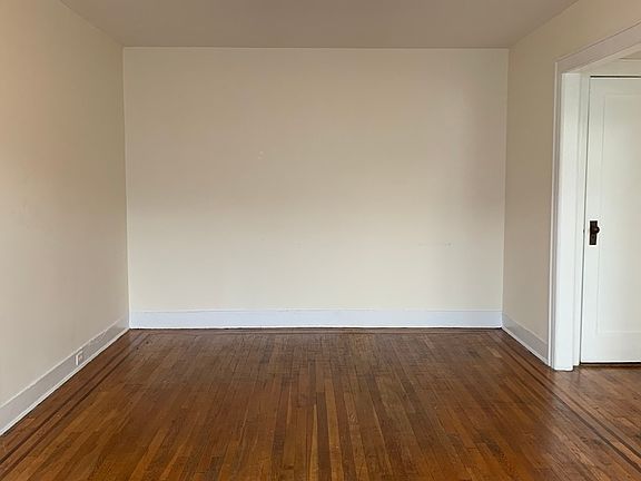 4th image of 43-38 41st St #2F