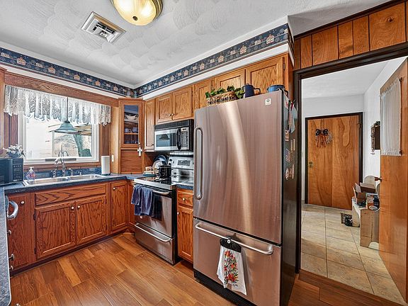 5th image of 29705 New Rd